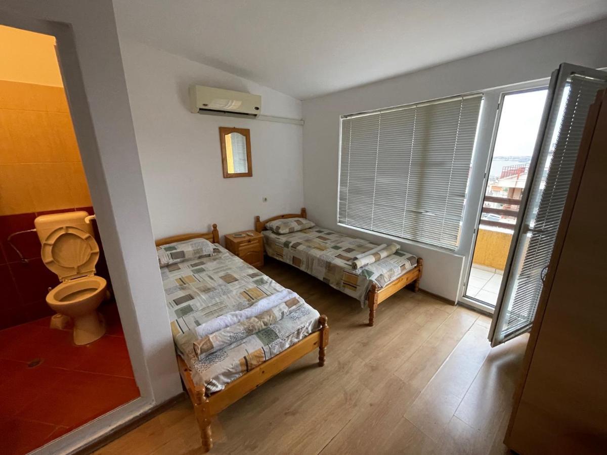 Hotel Orange House Sozopol Esterno foto