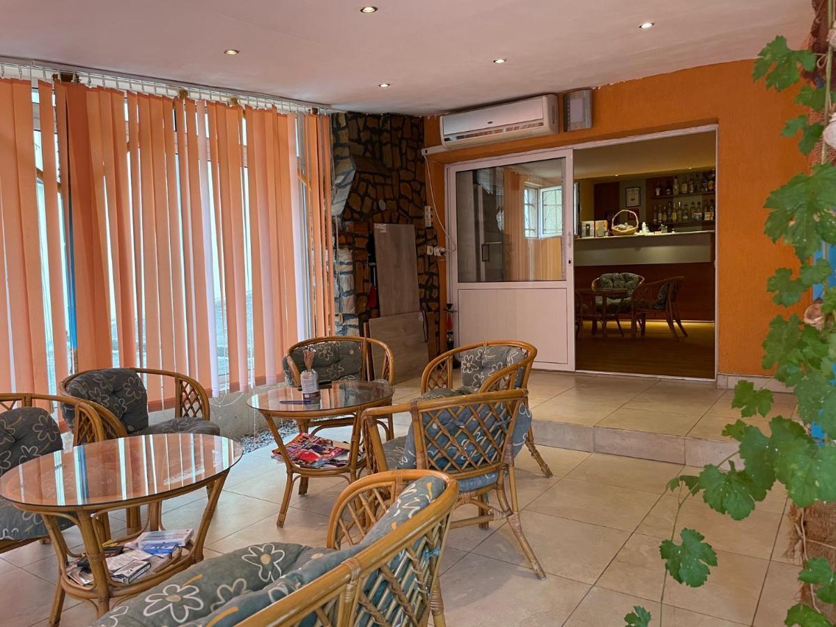 Hotel Orange House Sozopol Esterno foto