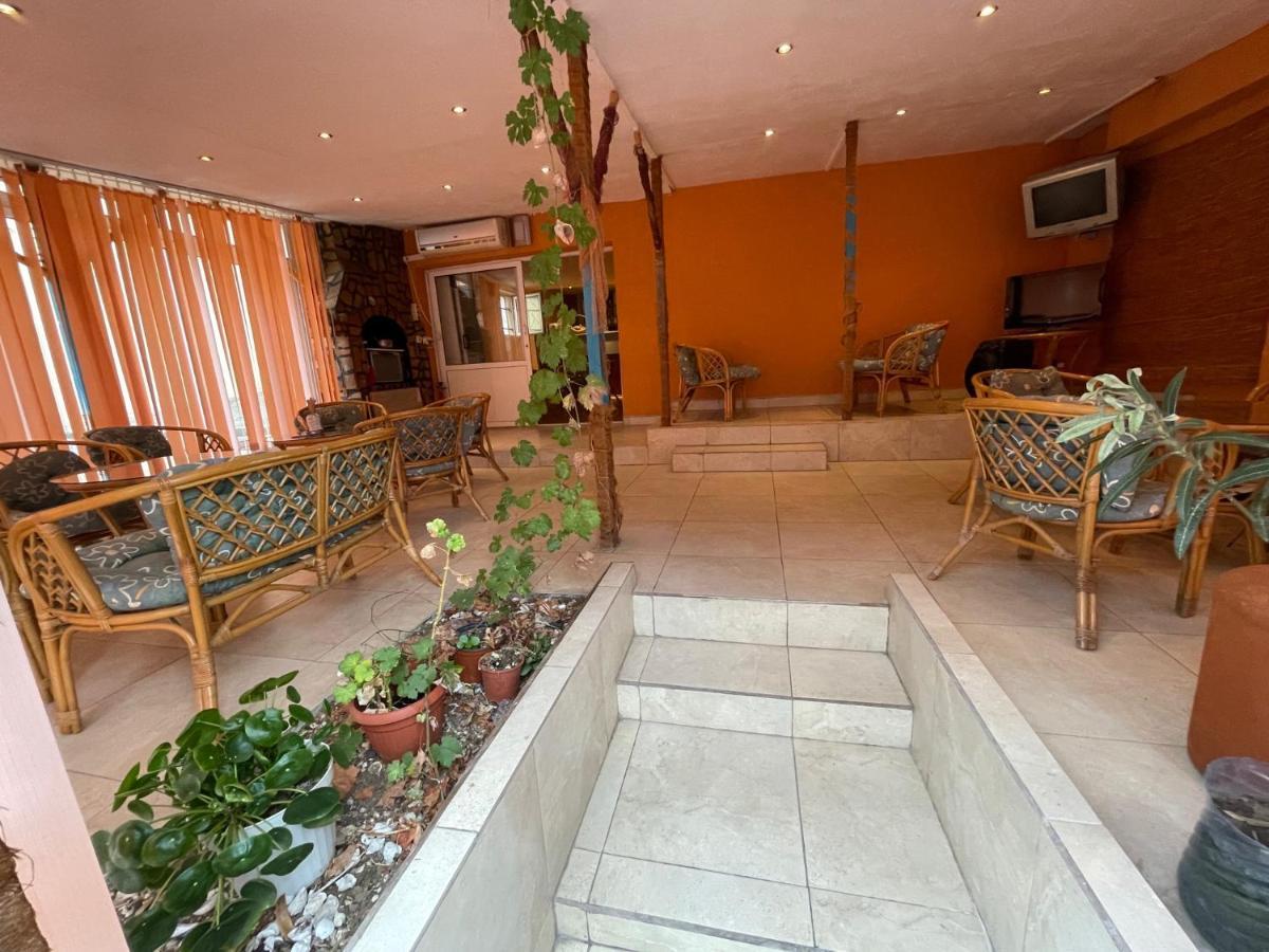 Hotel Orange House Sozopol Esterno foto
